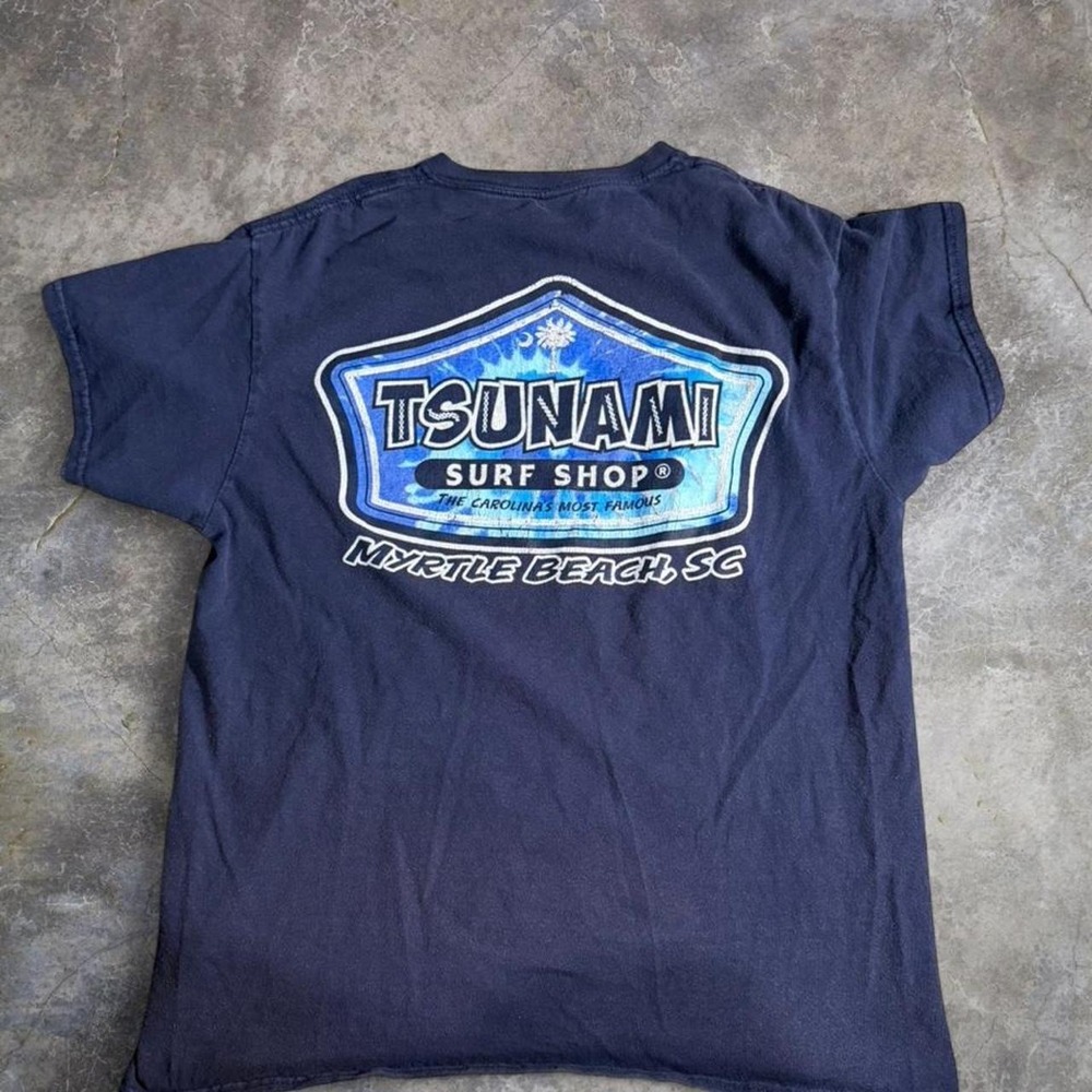 Tsunami Surf Shop Myrtle Beach SC Graphic T Shirt Navy Blue Beach Souvenir Tee
